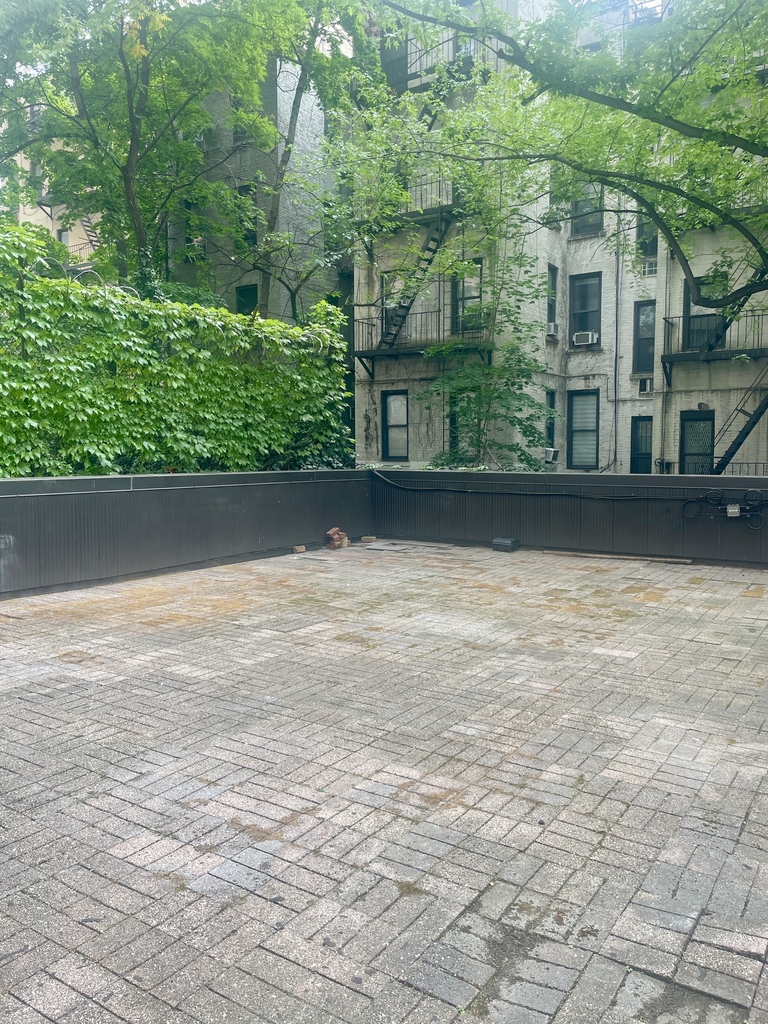 East 79th Street - Photo 2