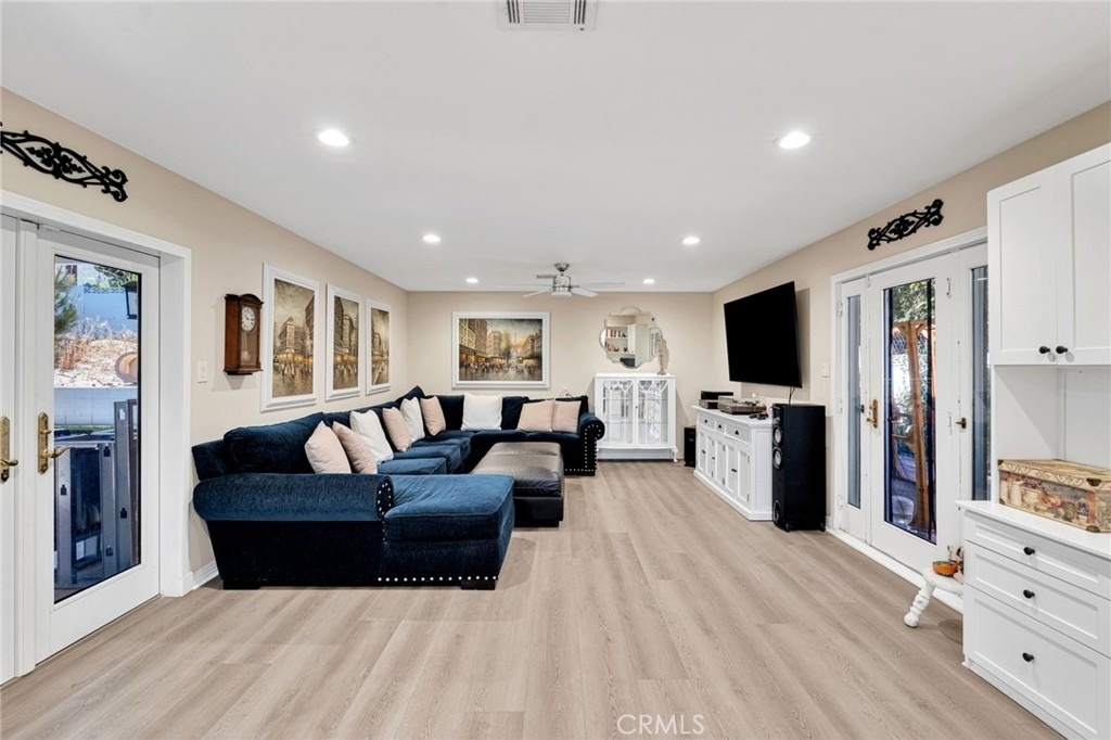 246 E Mission - Photo 22
