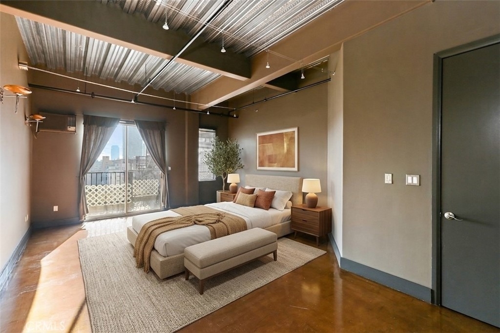 312 W 5th Street - Photo 2