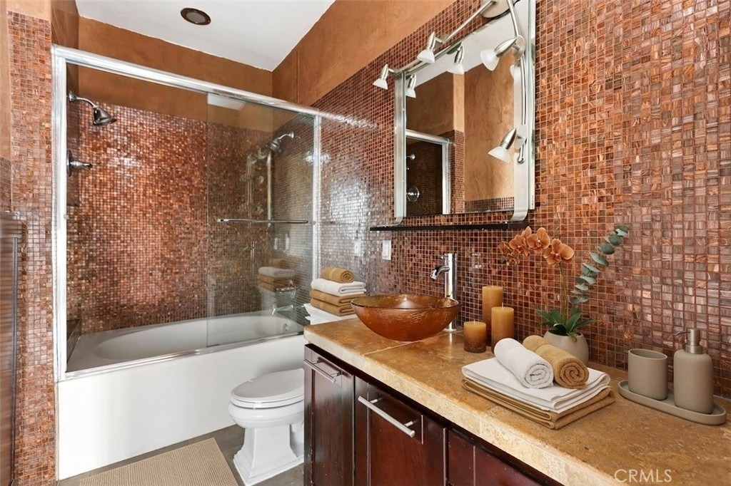 312 W 5th Street - Photo 17