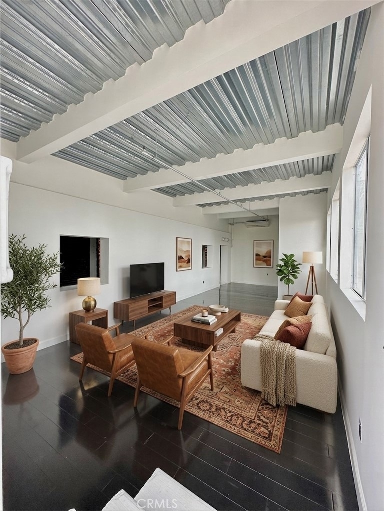 312 W 5th Street - Photo 0