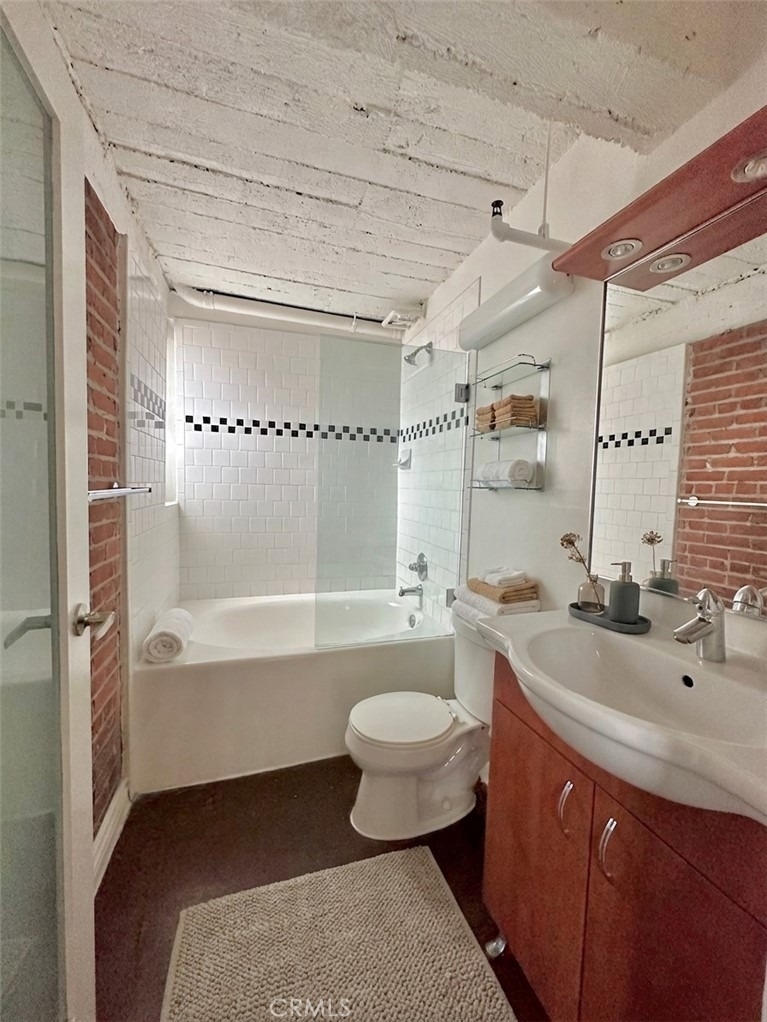 312 W 5th Street - Photo 4