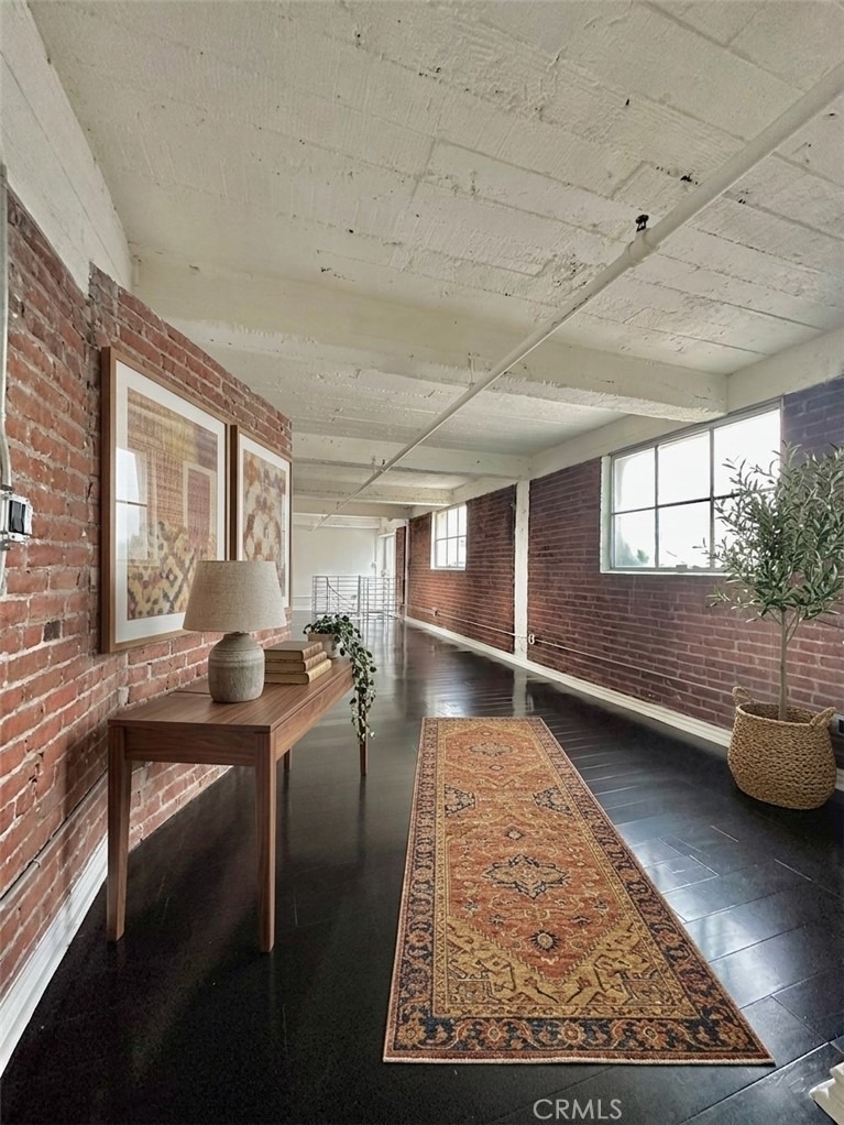 312 W 5th Street - Photo 2