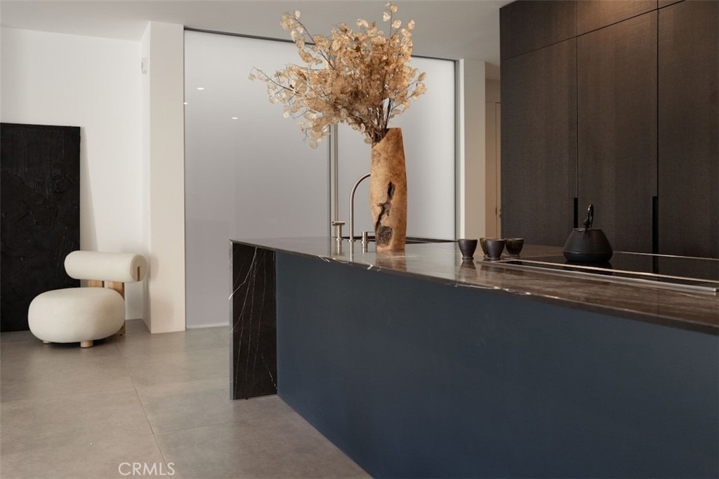 838 N Kings Road - Photo 0