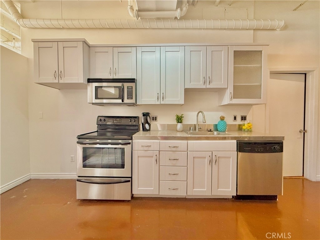 312 W 5th Street - Photo 4