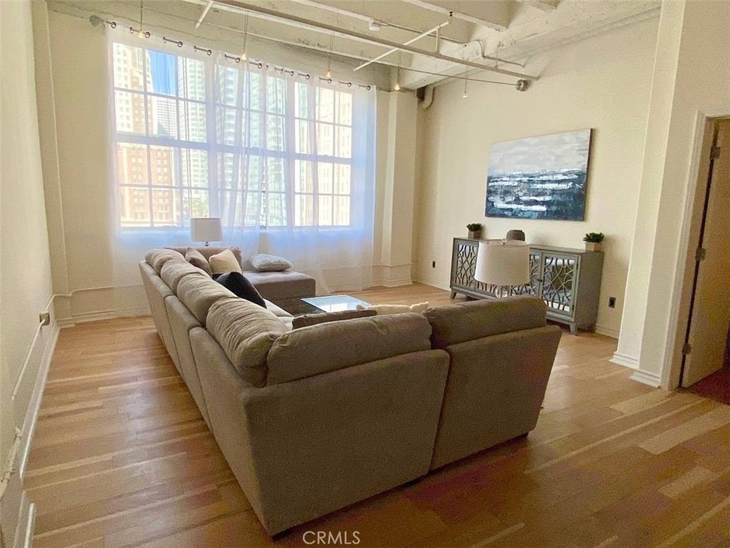 312 W 5th Street - Photo 6