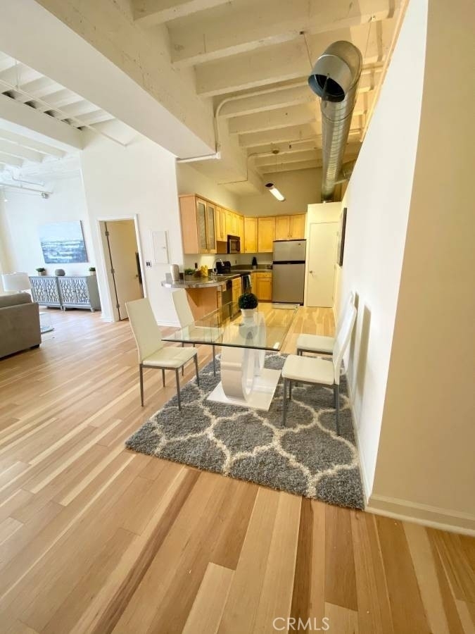 312 W 5th Street - Photo 5