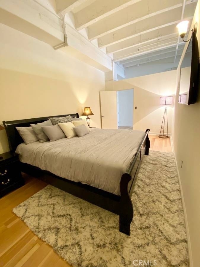 312 W 5th Street - Photo 3