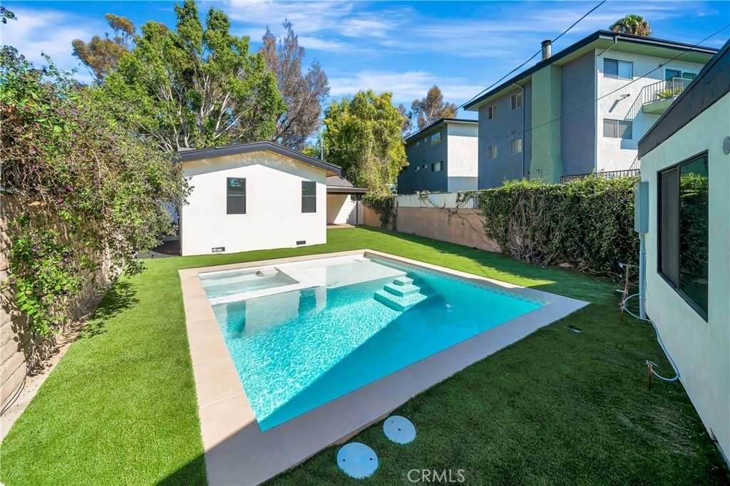 4419 Tyrone Street - Photo 35
