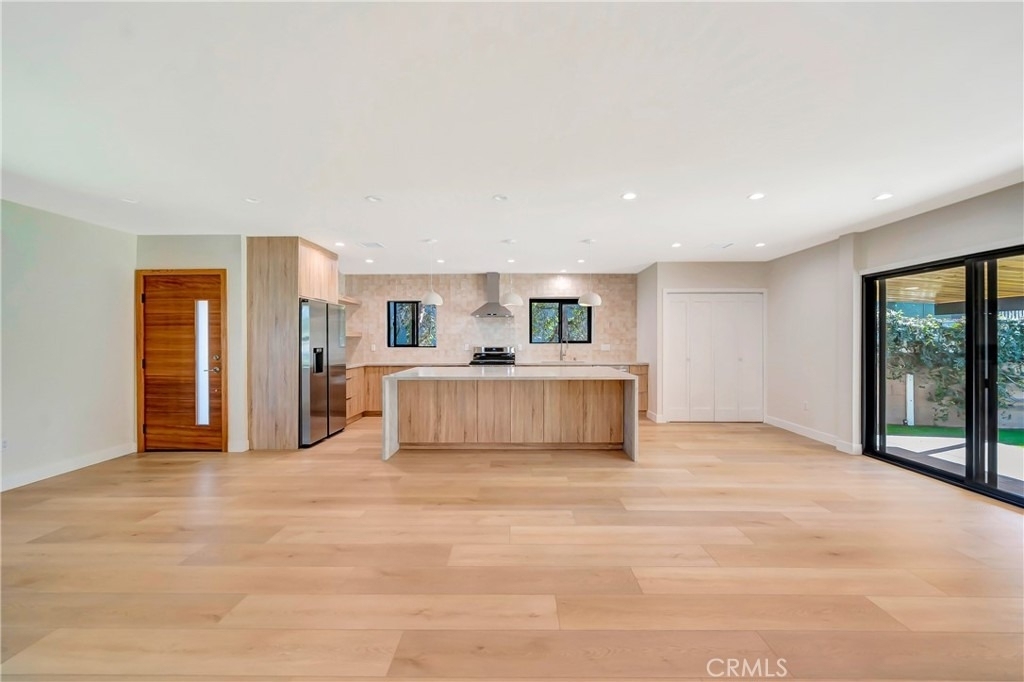 4419 Tyrone Street - Photo 8