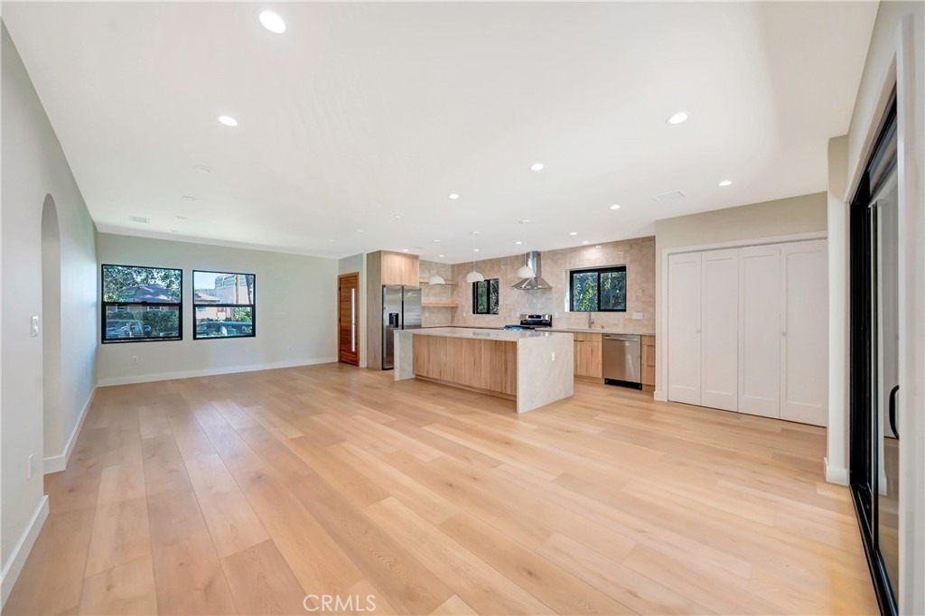 4419 Tyrone Street - Photo 6
