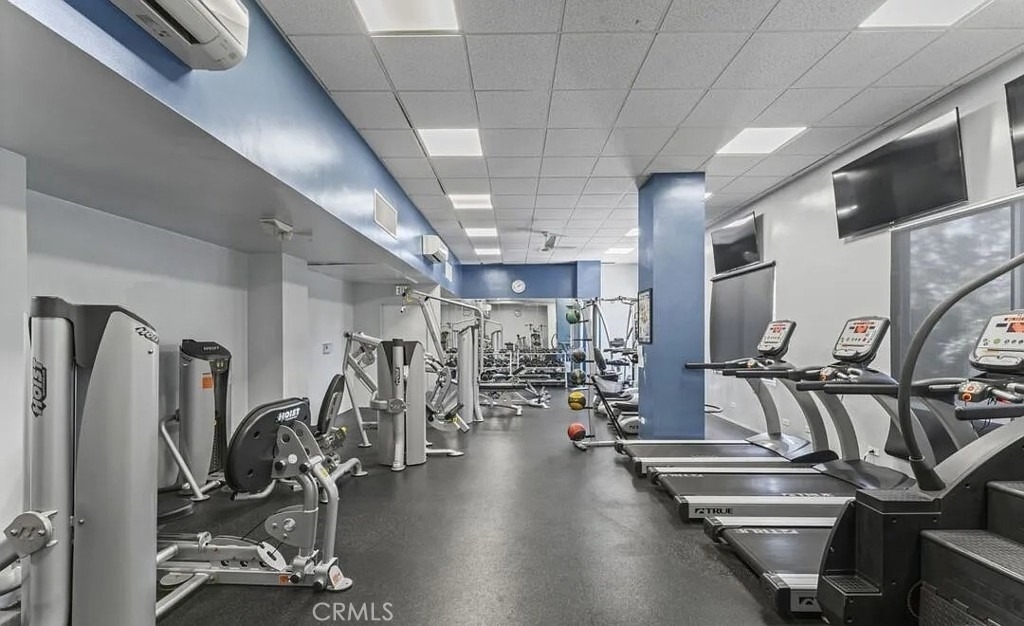 10501 Wilshire Boulevard - Photo 6