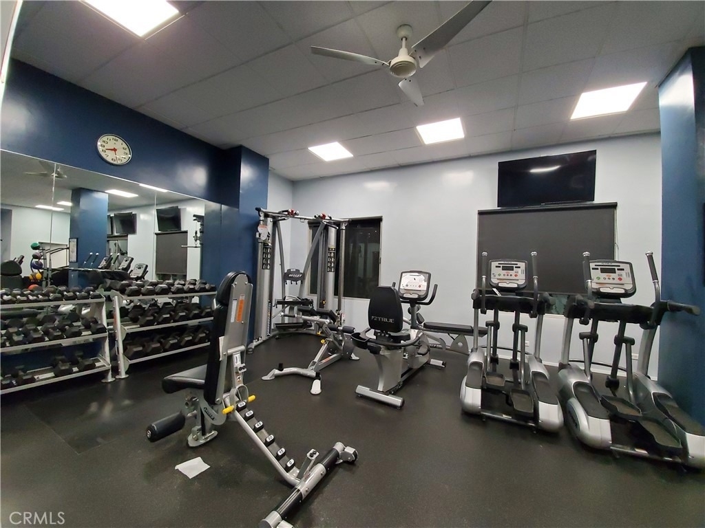10501 Wilshire Boulevard - Photo 5