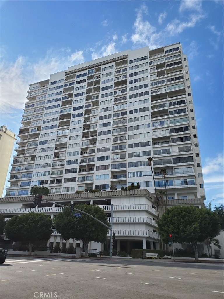 10501 Wilshire Boulevard - Photo 4