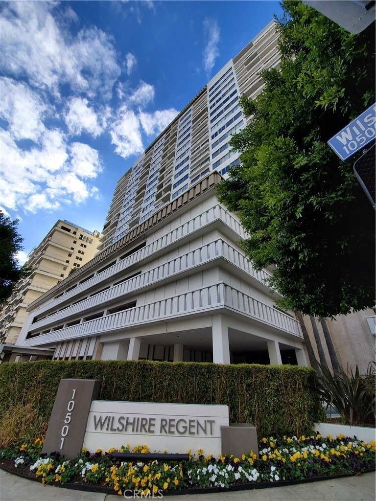 10501 Wilshire Boulevard - Photo 3