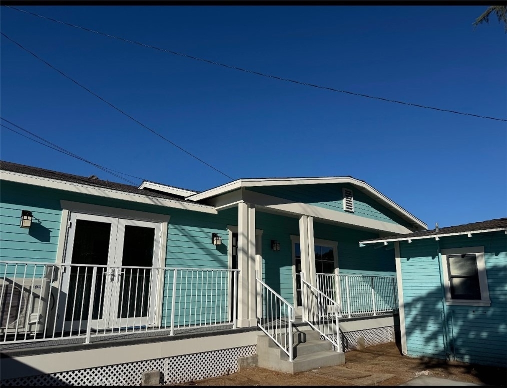 1319 Amapola Avenue - Photo 0