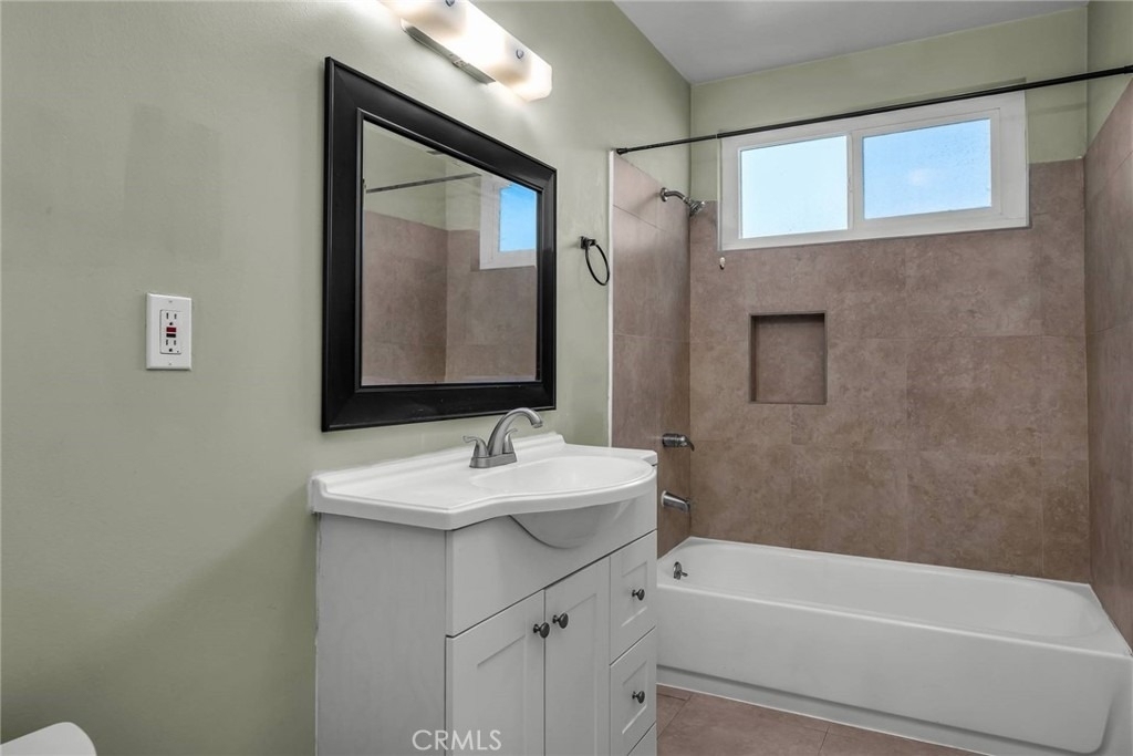 417 N Broadway - Photo 6