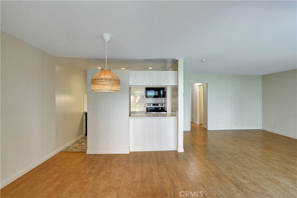 611 S Prospect - Photo 6