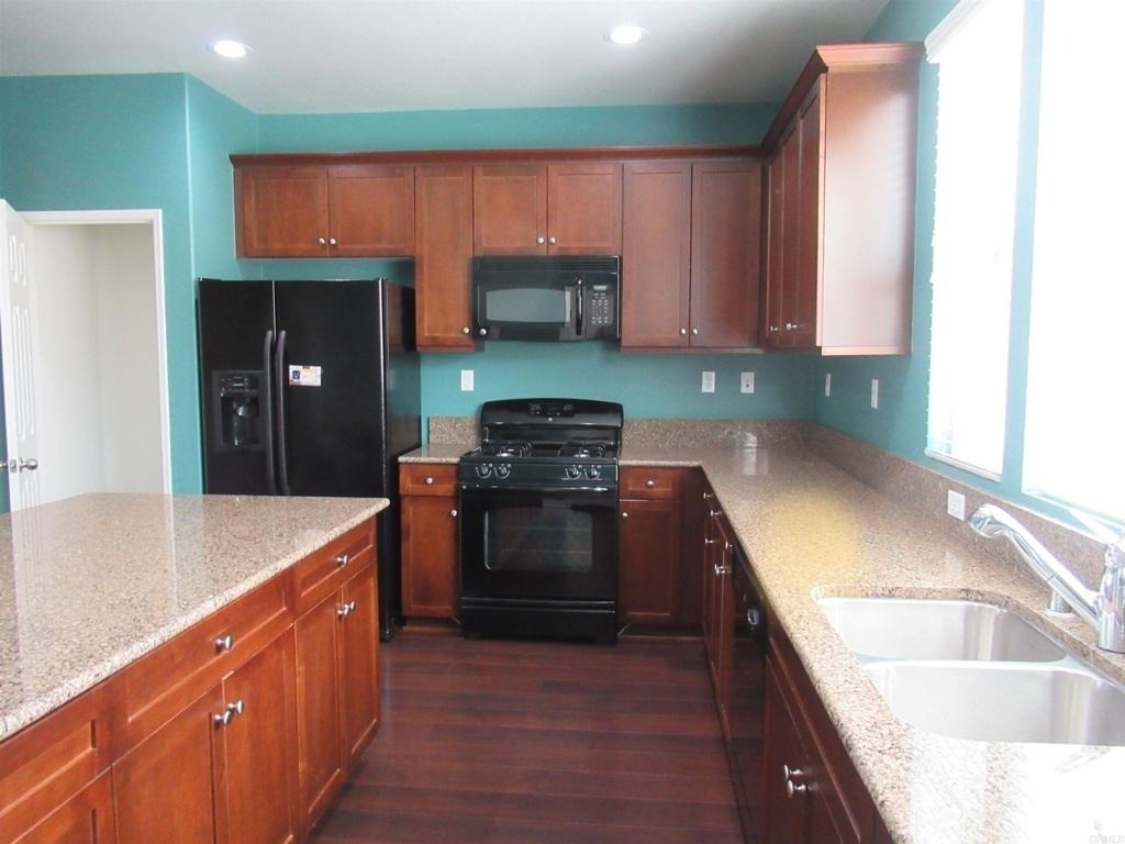 1310 Calabria Street - Photo 13