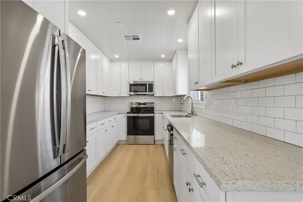 23 E Pine Street - Photo 7