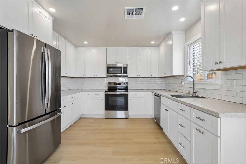 19 E Pine Street - Photo 6
