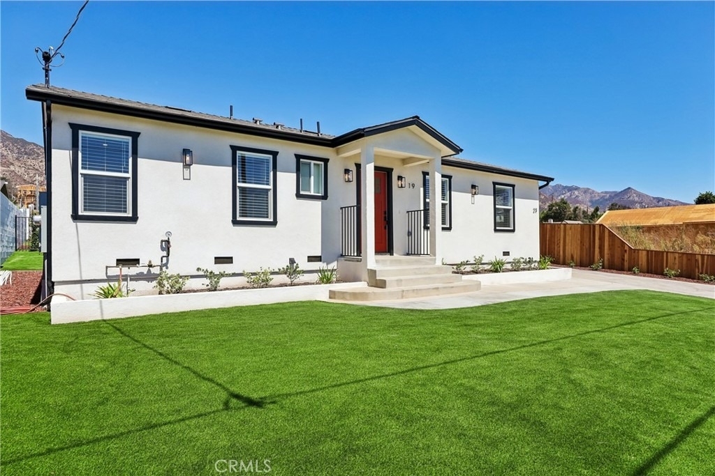 19 E Pine Street - Photo 1