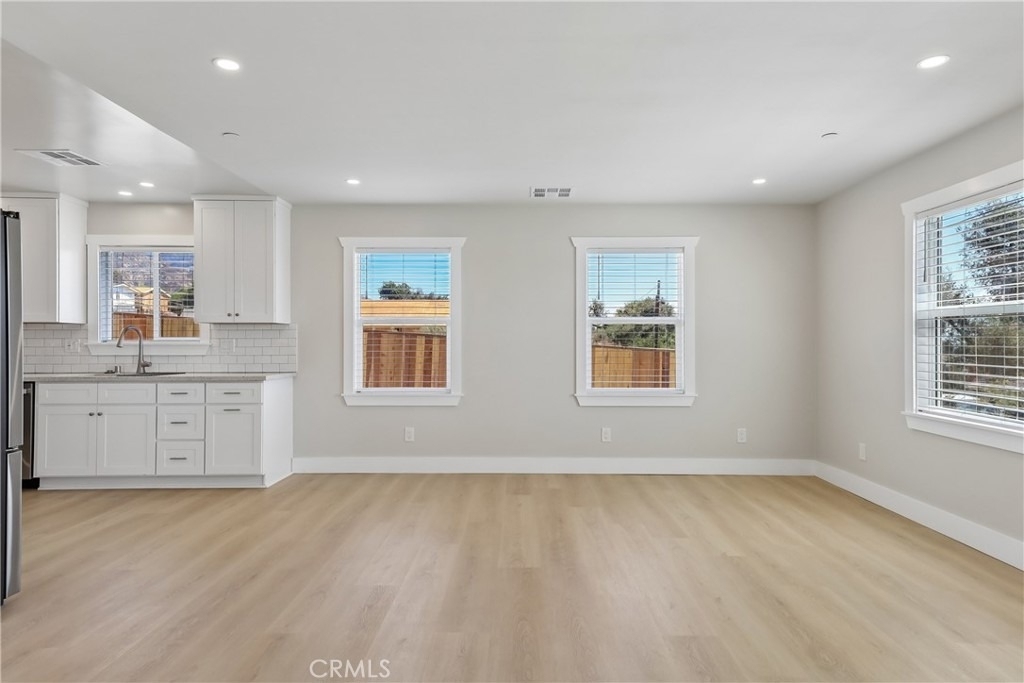 19 E Pine Street - Photo 5
