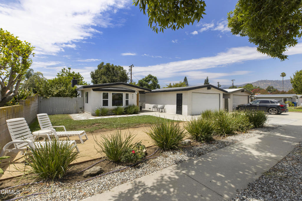863 S Vecino Drive - Photo 1