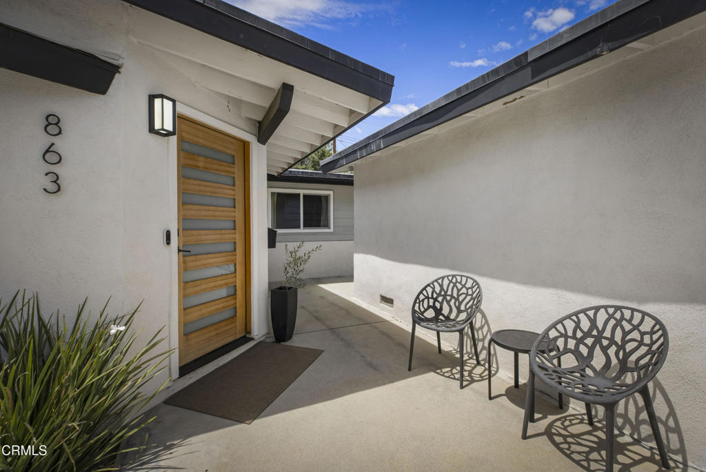 863 S Vecino Drive - Photo 3
