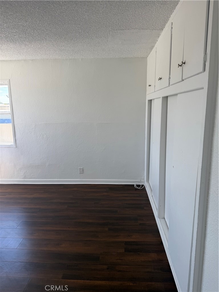 1024 W Reeve - Photo 2