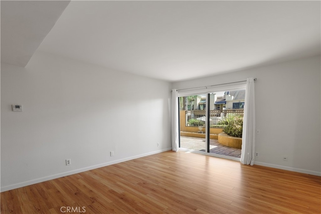 25671 Le Parc - Photo 9