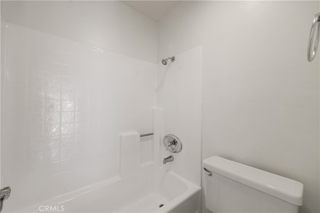 25671 Le Parc - Photo 18