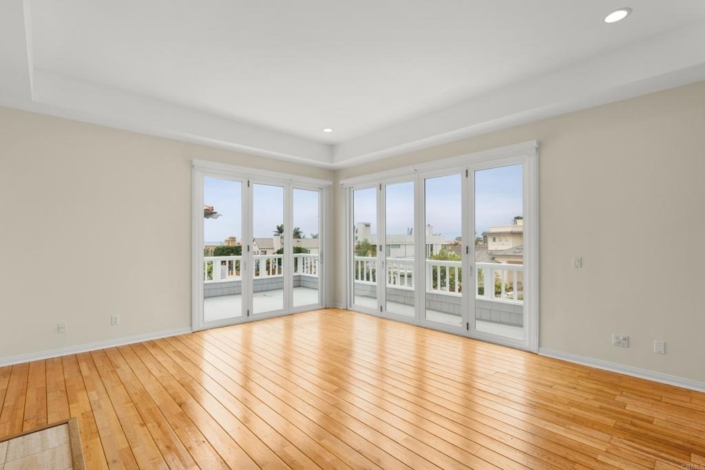 475 Marine Street - Photo 33