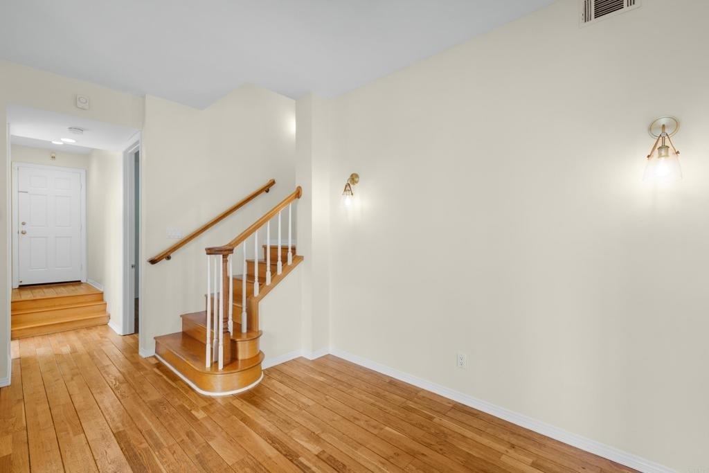 475 Marine Street - Photo 18