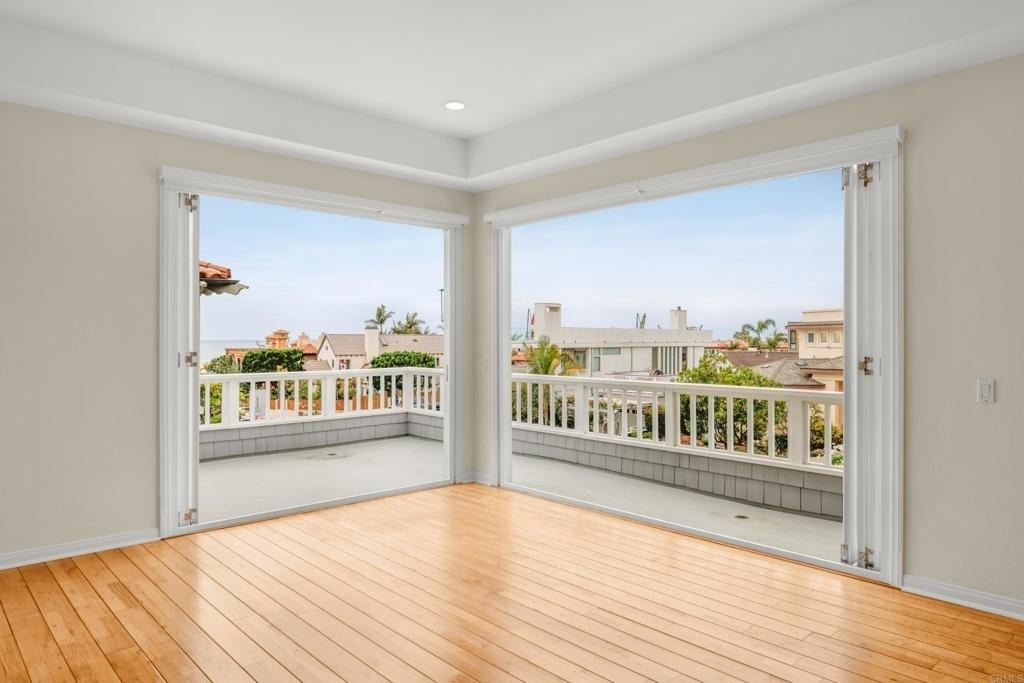 475 Marine Street - Photo 34