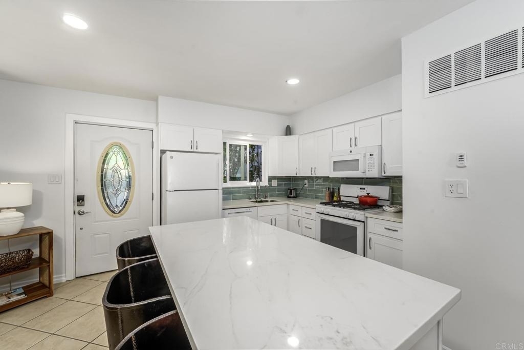 3360 Garfield Street - Photo 7