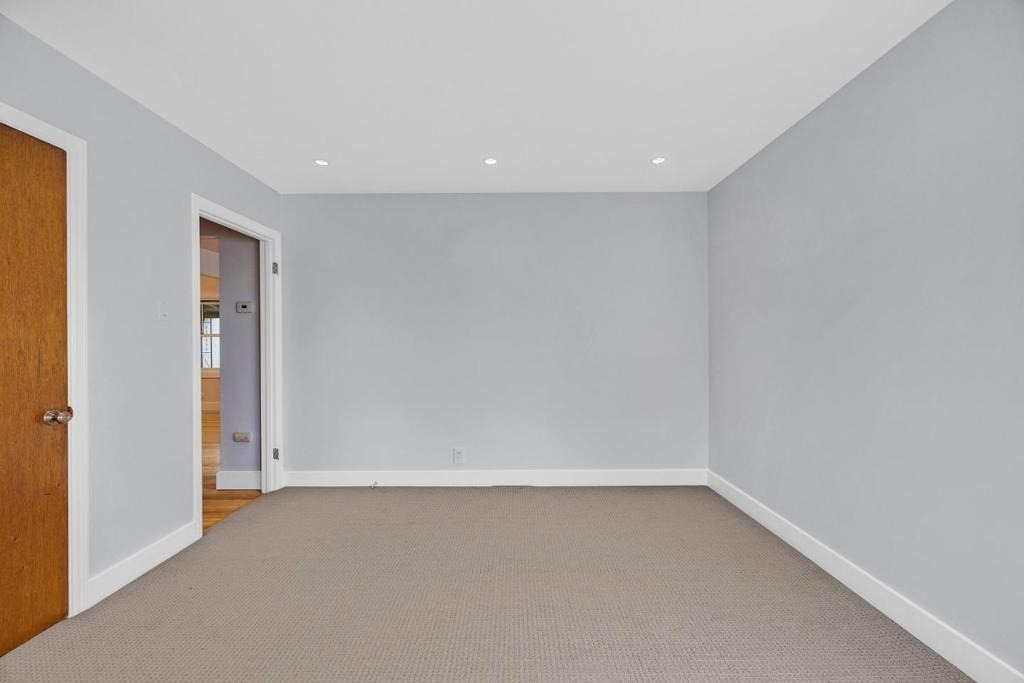 619 Juanita Avenue - Photo 17
