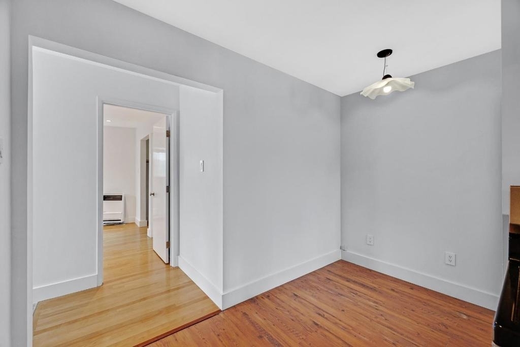 619 Juanita Avenue - Photo 9