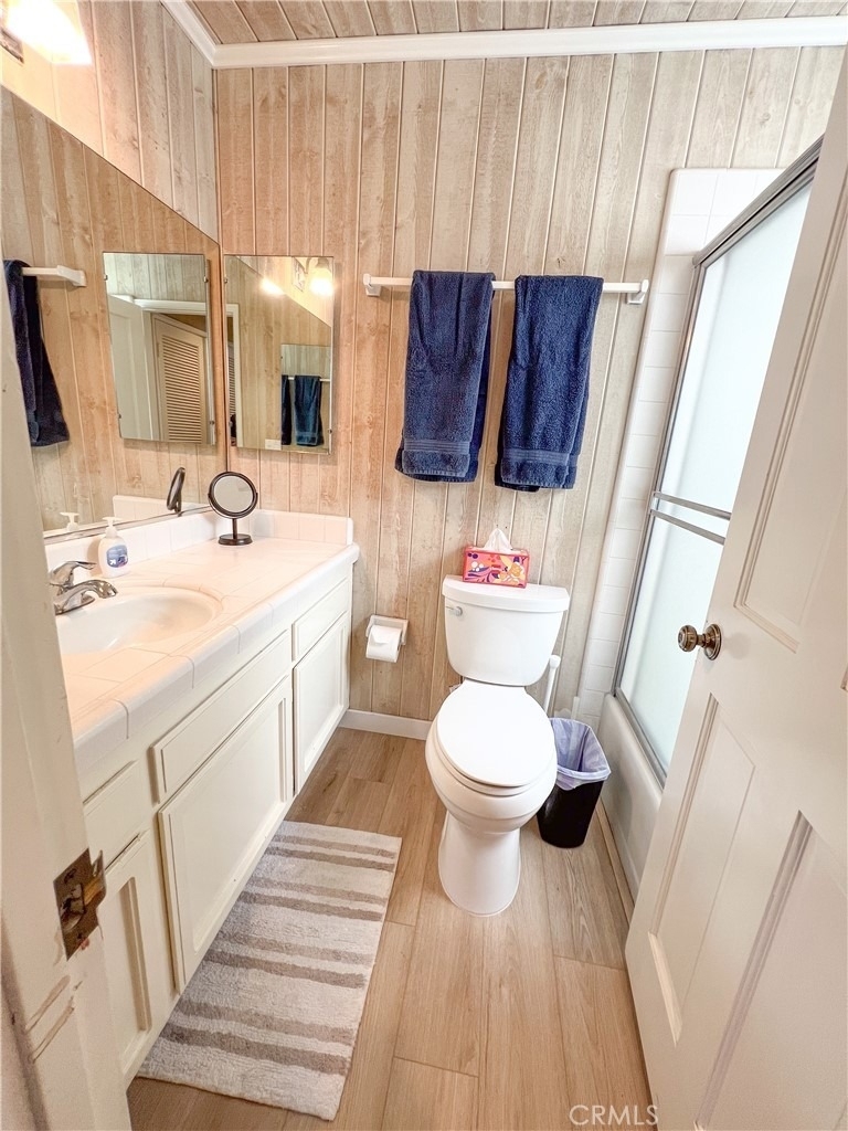 315 1/2 Diamond Avenue - Photo 9