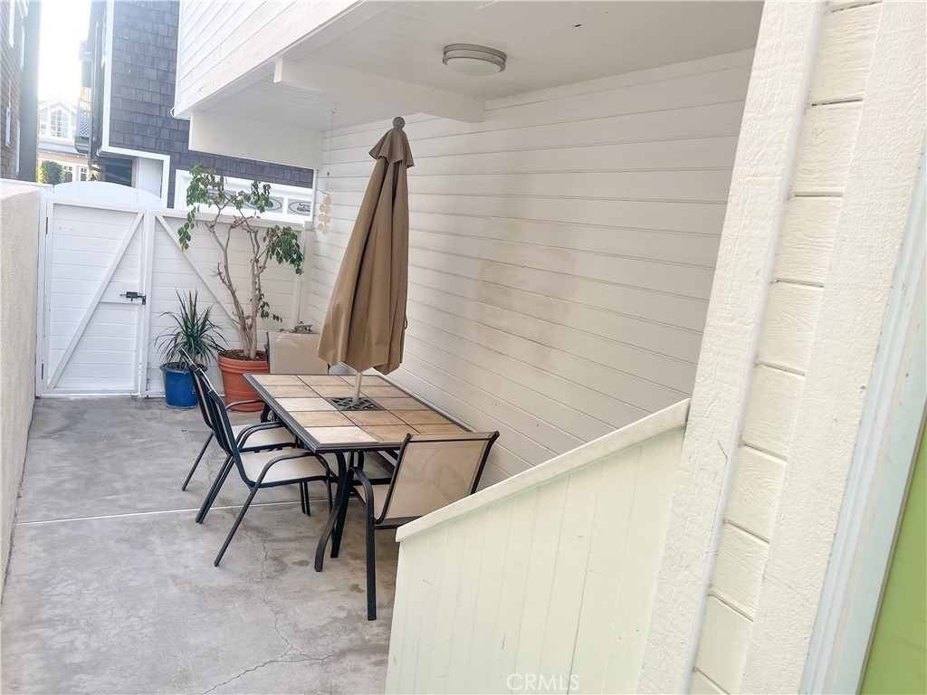 315 1/2 Diamond Avenue - Photo 14