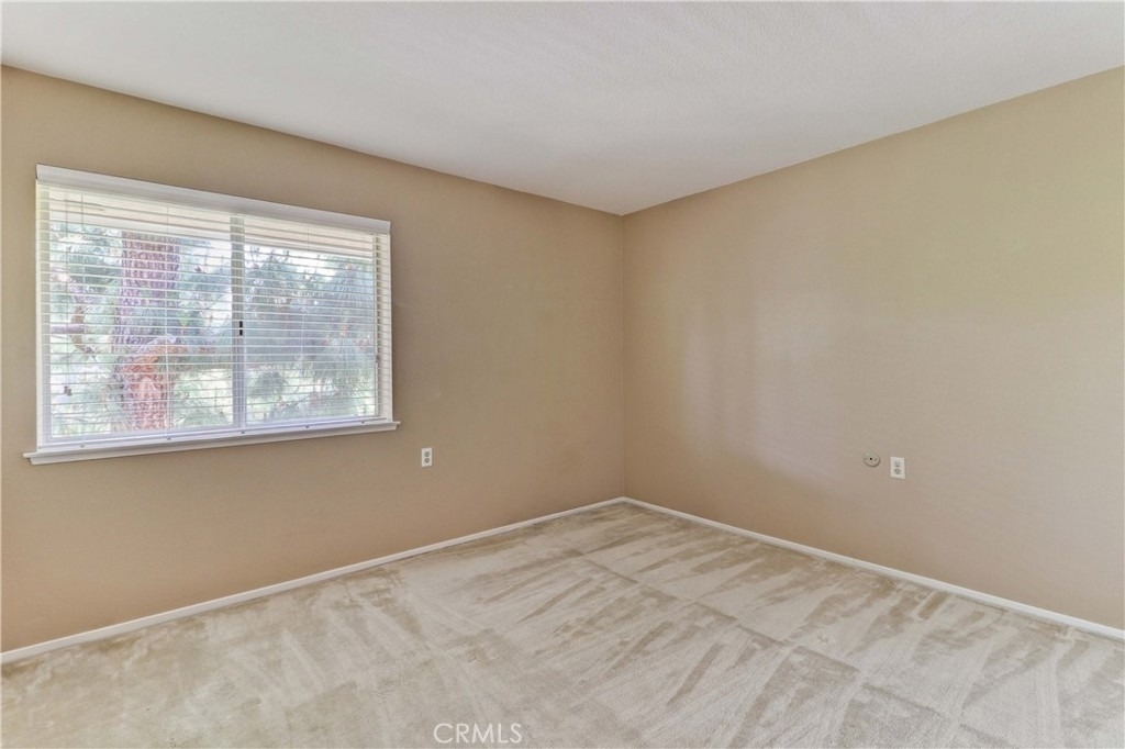 2396 W Via Mariposa W - Photo 18