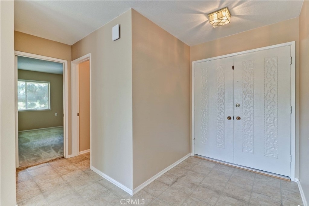 2396 W Via Mariposa W - Photo 17