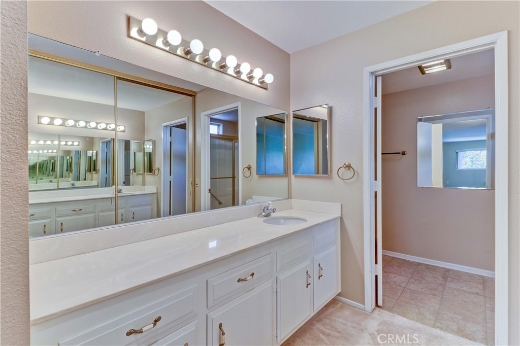 2396 W Via Mariposa W - Photo 14