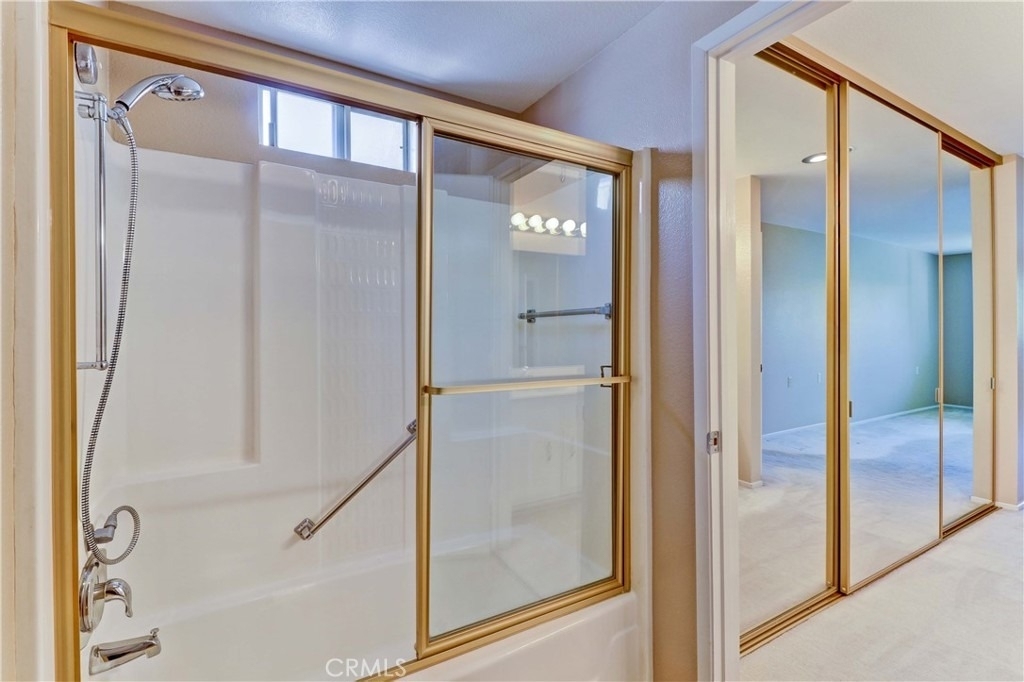 2396 W Via Mariposa W - Photo 16