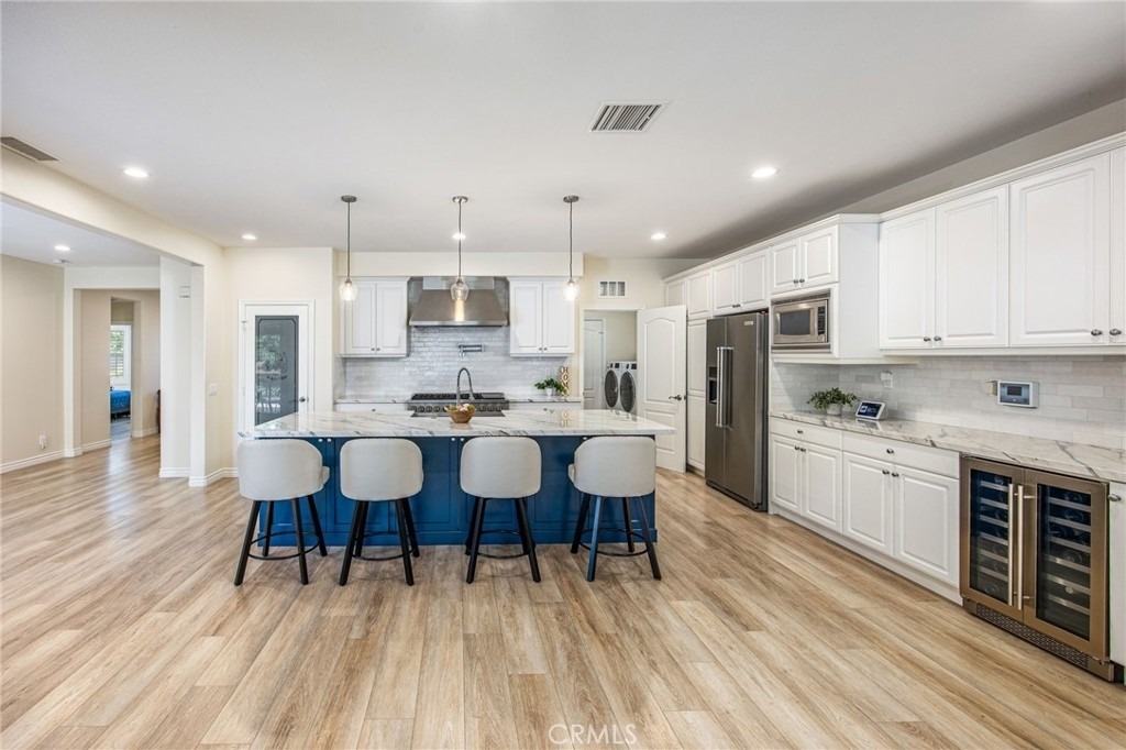 3276 Huntfield - Photo 1