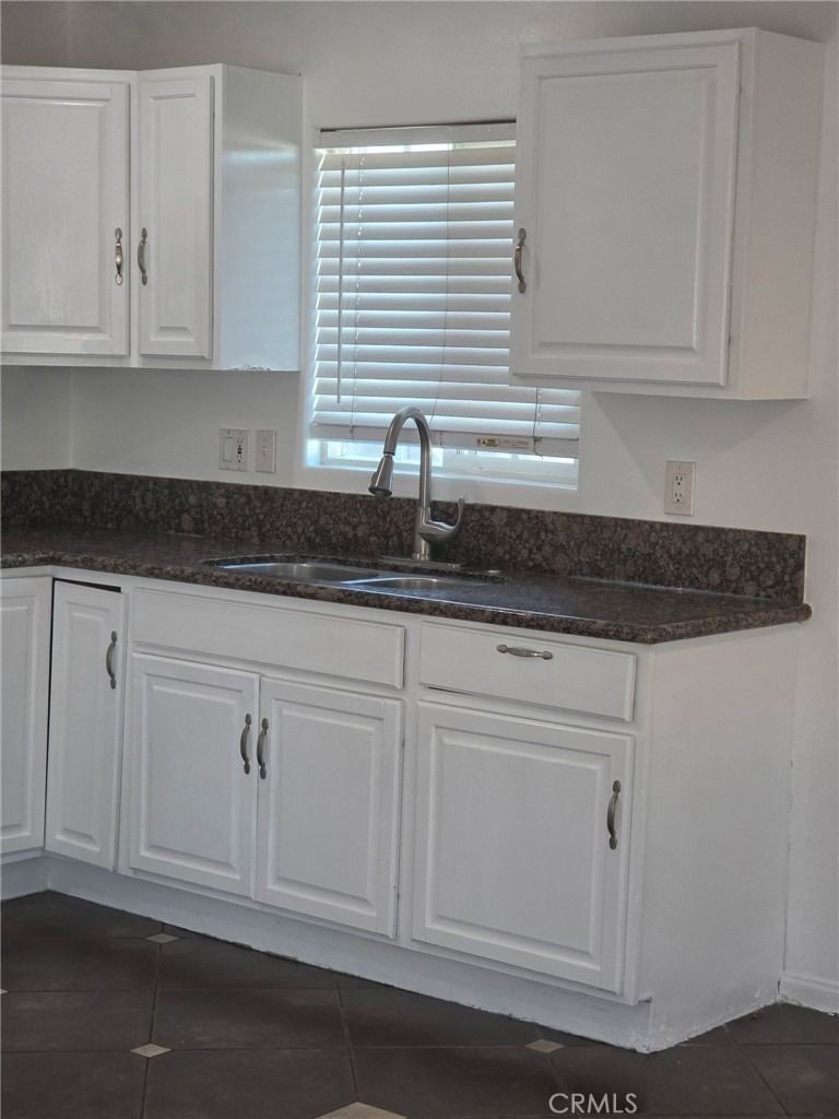 10674 Locust Ave. - Photo 4