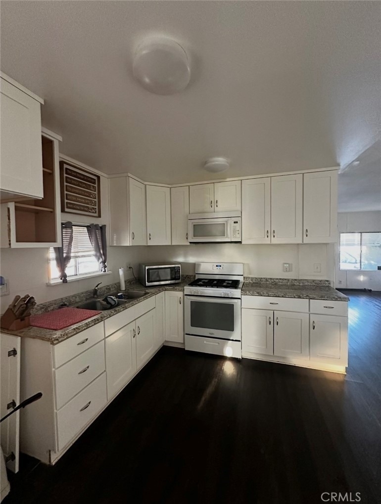 950 California Street #110 - Photo 3