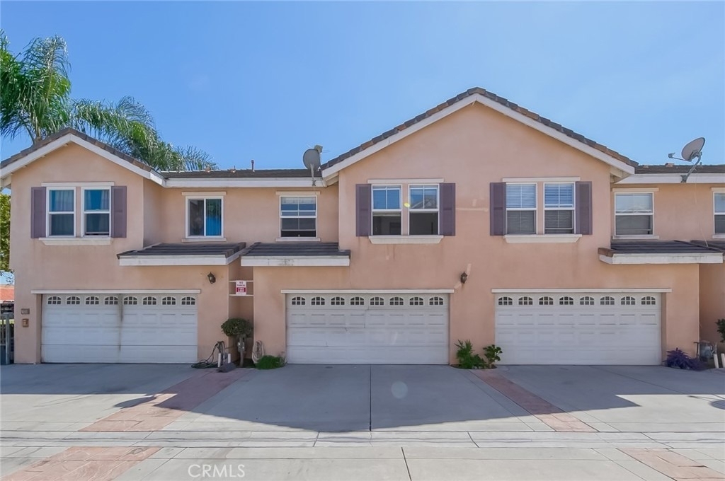 5235 Rosemead Blvd - Photo 1