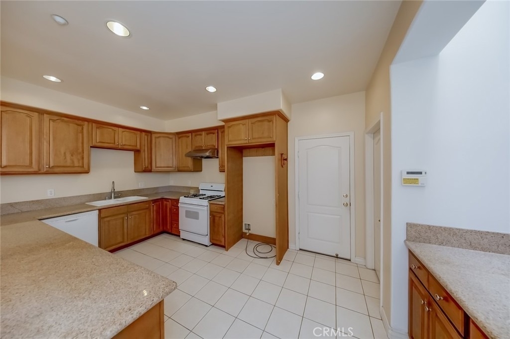 5235 Rosemead Blvd - Photo 5