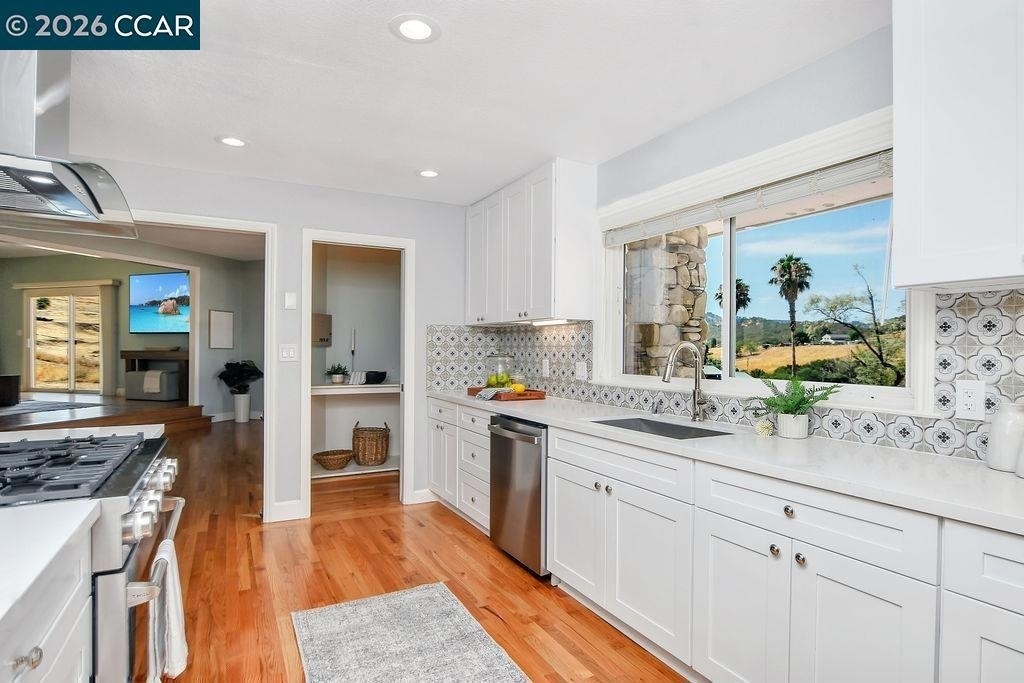 4161 Leon Dr. - Photo 11